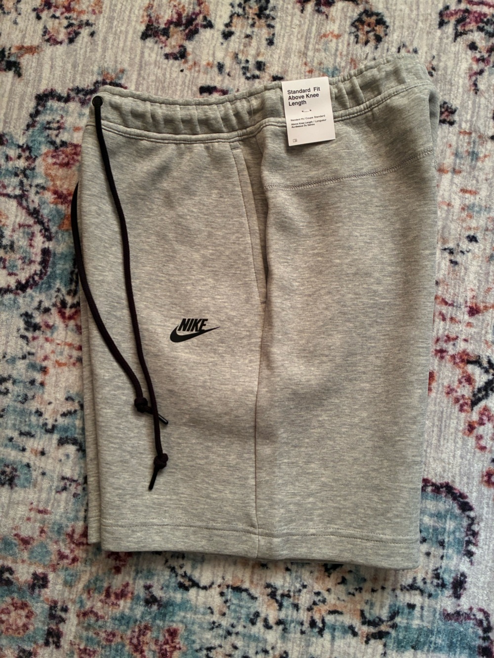 Nike Light Gray Tech Shorts - Picture 3 of 4